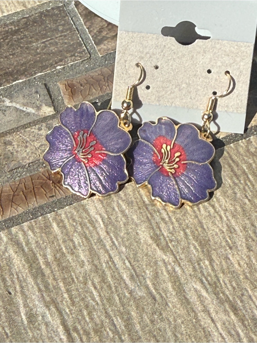 Vintage Avon cloisonné enamel flower Hibiscus Purple earrings